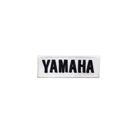 Yamaha letras negras